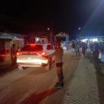 Pastikan Acara Barodak Warga Berjalan Aman dan Lancar, Bhabinkamtibmas Kelurahan Bugis Lakukan Pengamanan dan Pengaturan Lalu Lintas