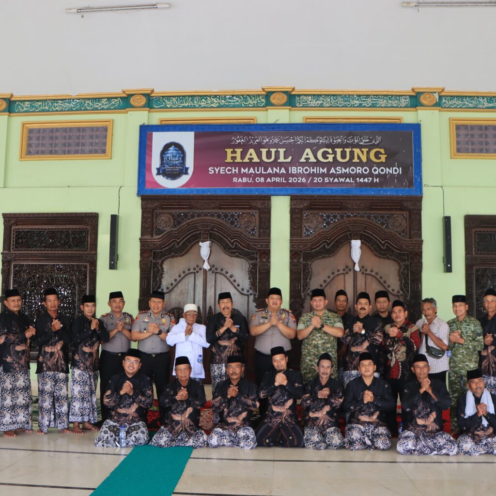 Gelar Jumling di Palang, Kapolresta Tuban Imbau Warga Tertib Lalu Lintas dan Waspada Narkoba