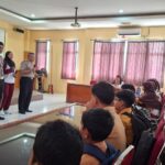 Satlantas dan Sikum Polres Bima Kota Edukasi Pelajar tentang Keselamatan Berlalu Lintas dan Stop Bullying