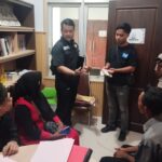SATRESNARKOBA POLRES DOMPU LIMPAHKAN TERSANGKA DAN BARANG BUKTI KASUS NARKOTIKA KE KEJAKSAAN NEGERI DOMPU