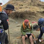 Kawal Ritual Suci Umat Hindu di Segara Anak, Tim Dokkes Polda NTB Beri Layanan Kesehatan