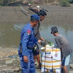 SAT POLAIRUD POLRES DOMPU HADIR DI TENGAH MASYARAKAT PESISIR, LAKSANAKAN PATROLI DIALOGIS DAN POLISI PENOLONG